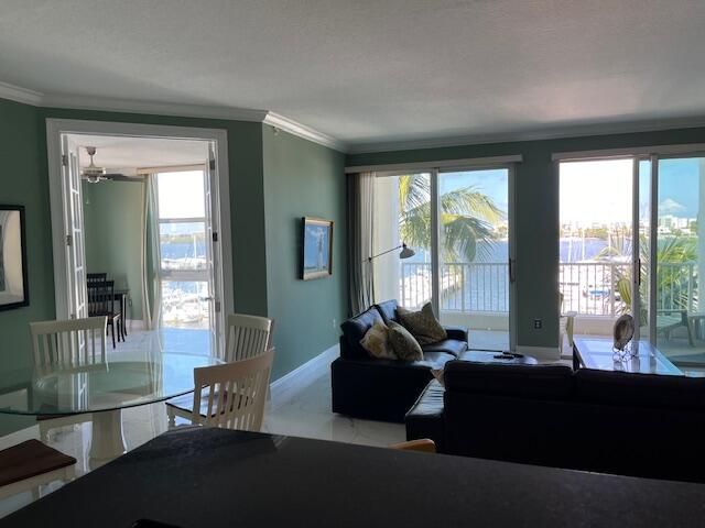 待售: $610,000 (3 贝兹, 2 浴室, 1632 平方英尺)