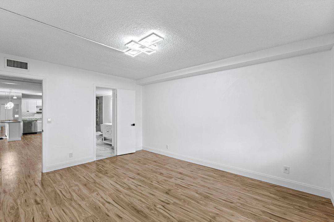 En Venta: $140,000 (2 camas, 1 baños, 920 Pies cuadrados)