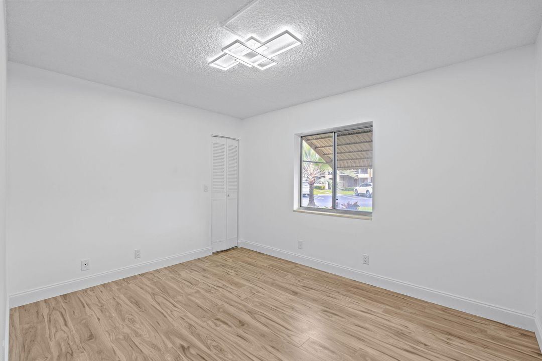 En Venta: $140,000 (2 camas, 1 baños, 920 Pies cuadrados)