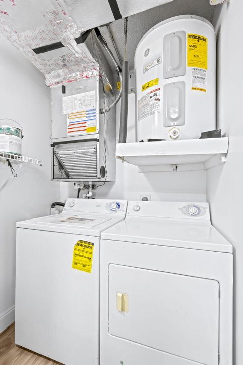 En Venta: $140,000 (2 camas, 1 baños, 920 Pies cuadrados)