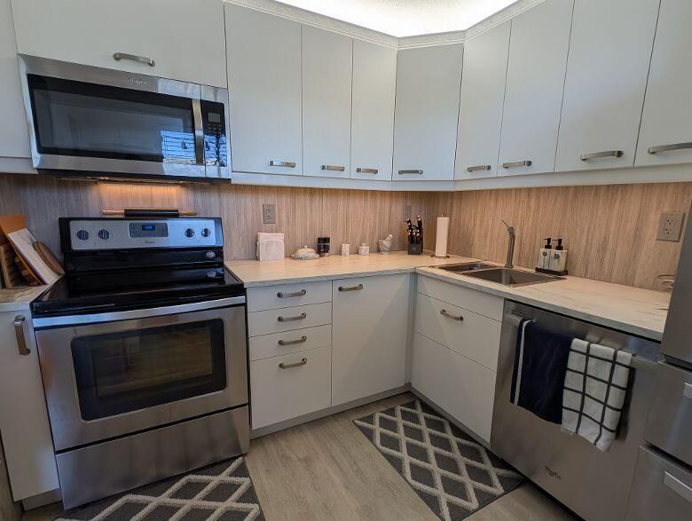 Activo con contrato: $1,500 (2 camas, 1 baños, 894 Pies cuadrados)