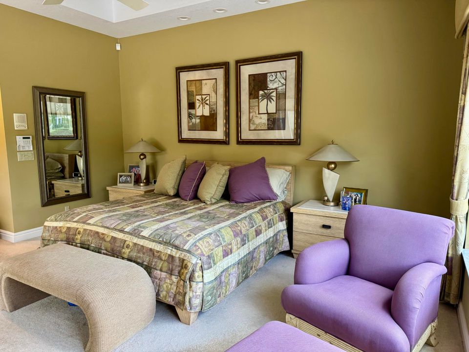 For Sale: $2,095,000 (3 beds, 3 baths, 2969 Square Feet)