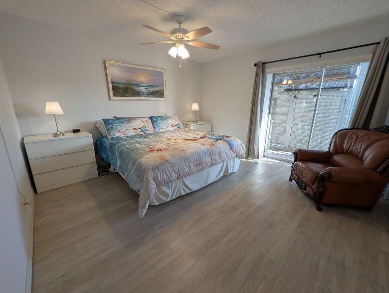 Activo con contrato: $1,500 (2 camas, 1 baños, 894 Pies cuadrados)