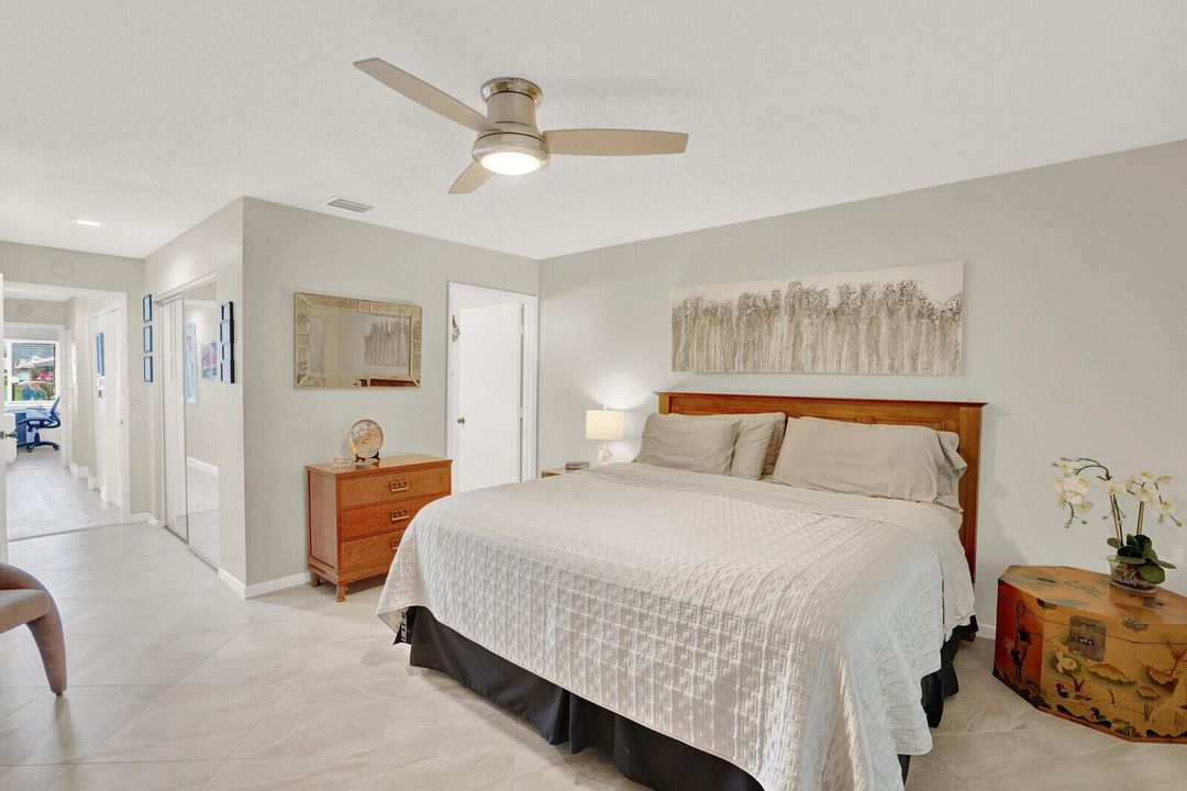 Active With Contract: $4,500 (2 beds, 2 baths, 1311 Square Feet)
