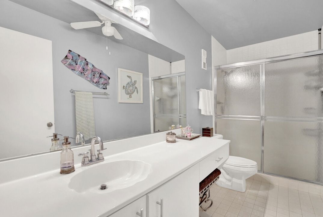 Active With Contract: $4,500 (2 beds, 2 baths, 1311 Square Feet)