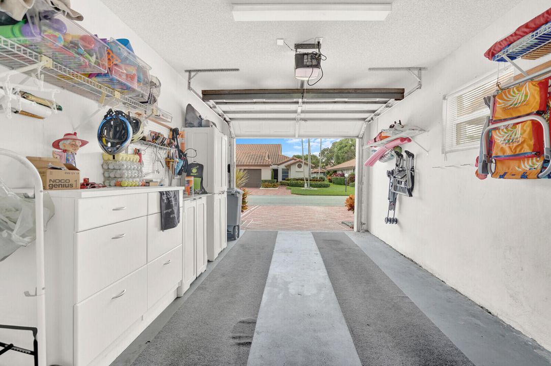 Active With Contract: $4,500 (2 beds, 2 baths, 1311 Square Feet)