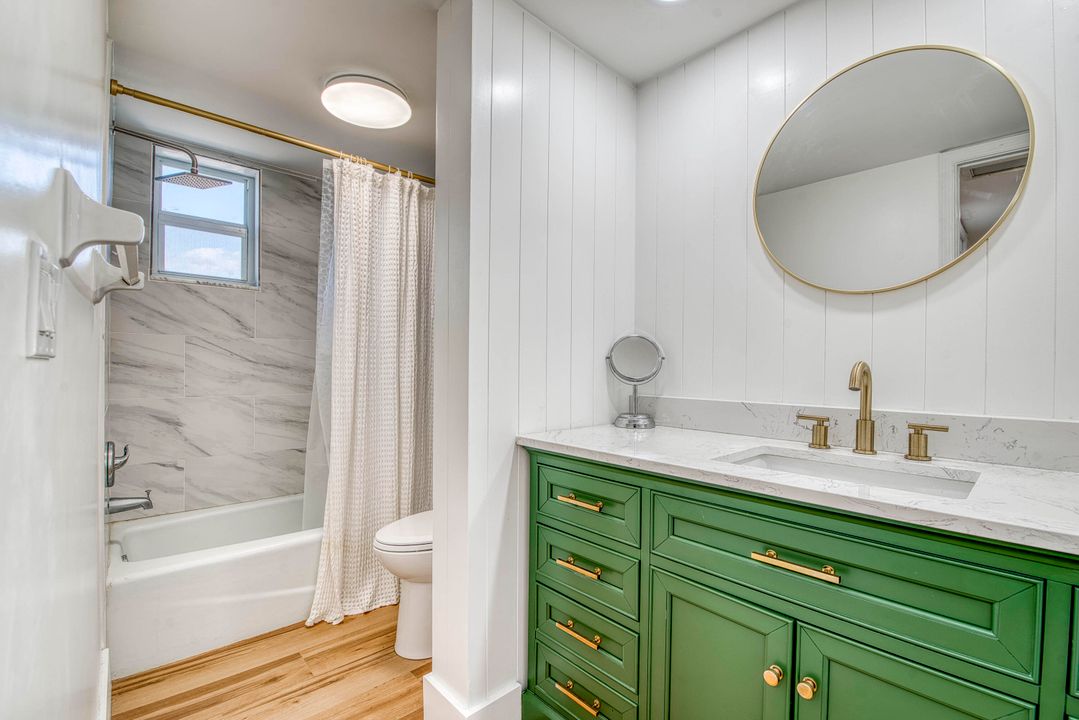 合同活跃: $499,000 (2 贝兹, 2 浴室, 1118 平方英尺)