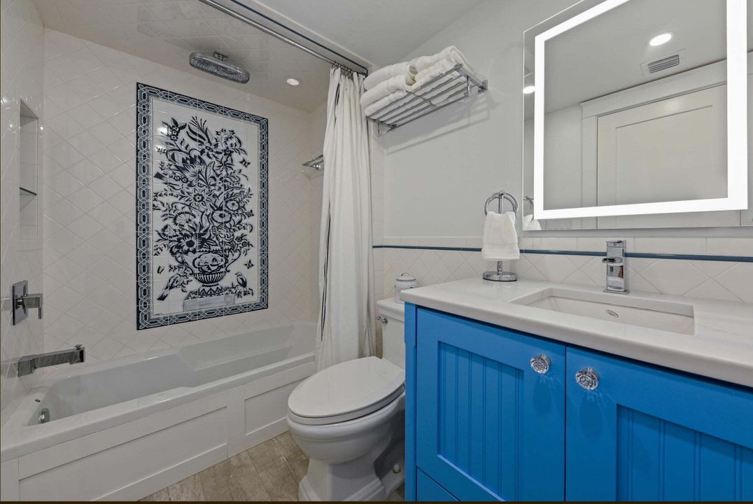 For Sale: $849,000 (2 beds, 2 baths, 1070 Square Feet)