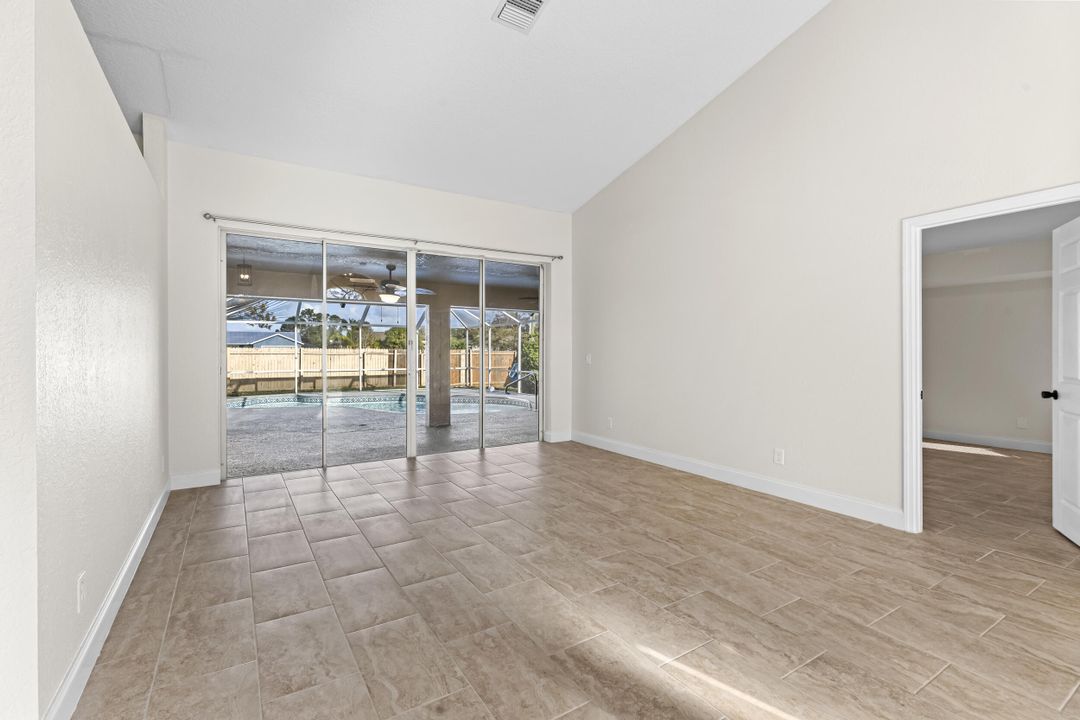 出租: $3,500 (3 贝兹, 2 浴室, 1918 平方英尺)