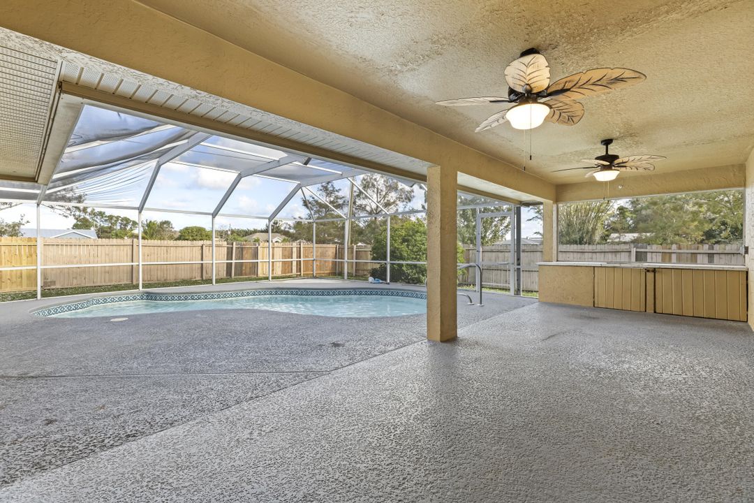 出租: $3,500 (3 贝兹, 2 浴室, 1918 平方英尺)