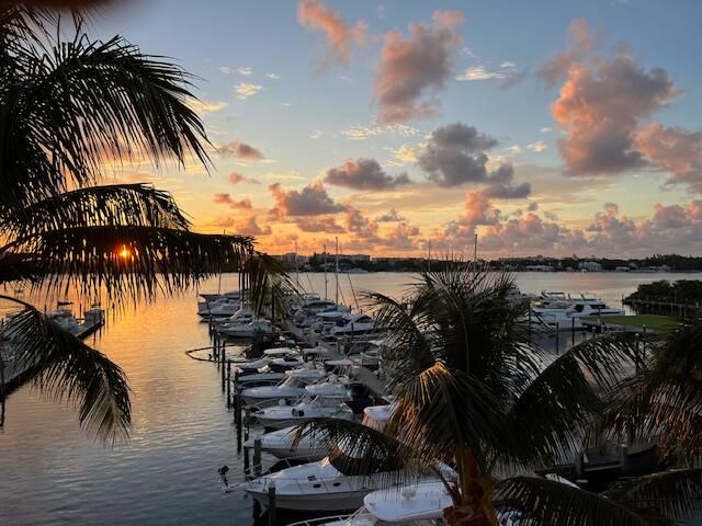 待售: $610,000 (3 贝兹, 2 浴室, 1632 平方英尺)