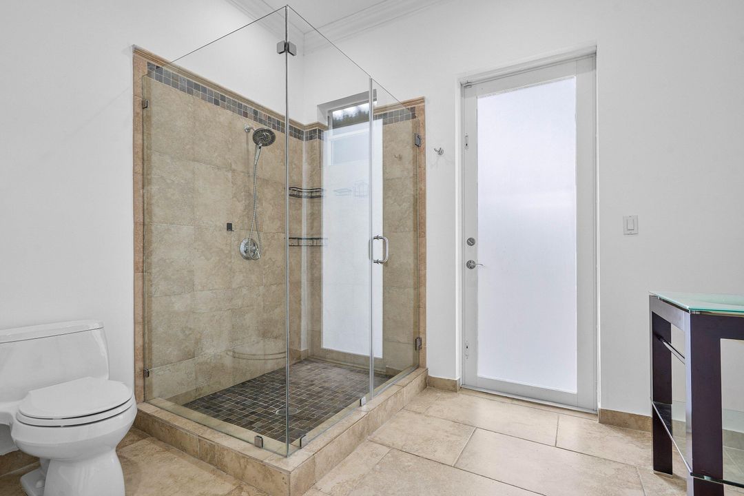 Active With Contract: $925,000 (4 beds, 3 baths, 2687 Square Feet)