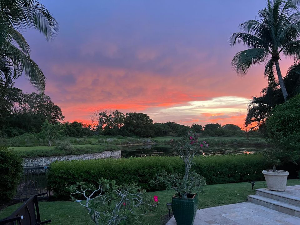 For Sale: $2,845,000 (3 beds, 4 baths, 3388 Square Feet)