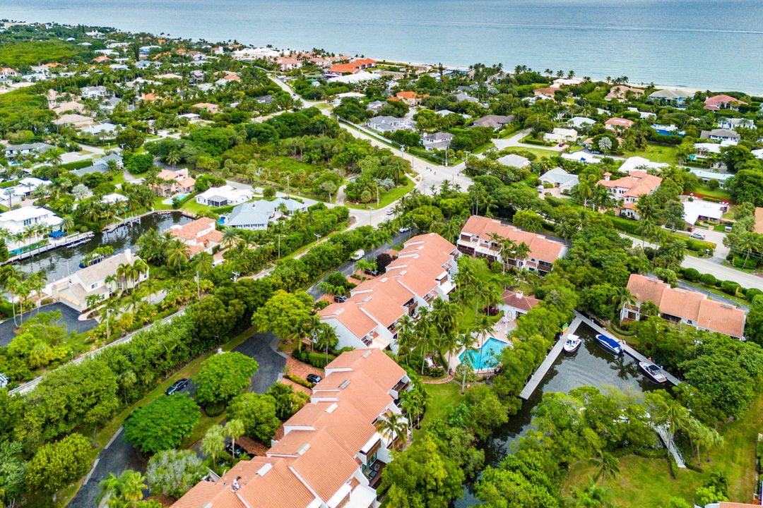 For Sale: $1,450,000 (2 beds, 2 baths, 2028 Square Feet)