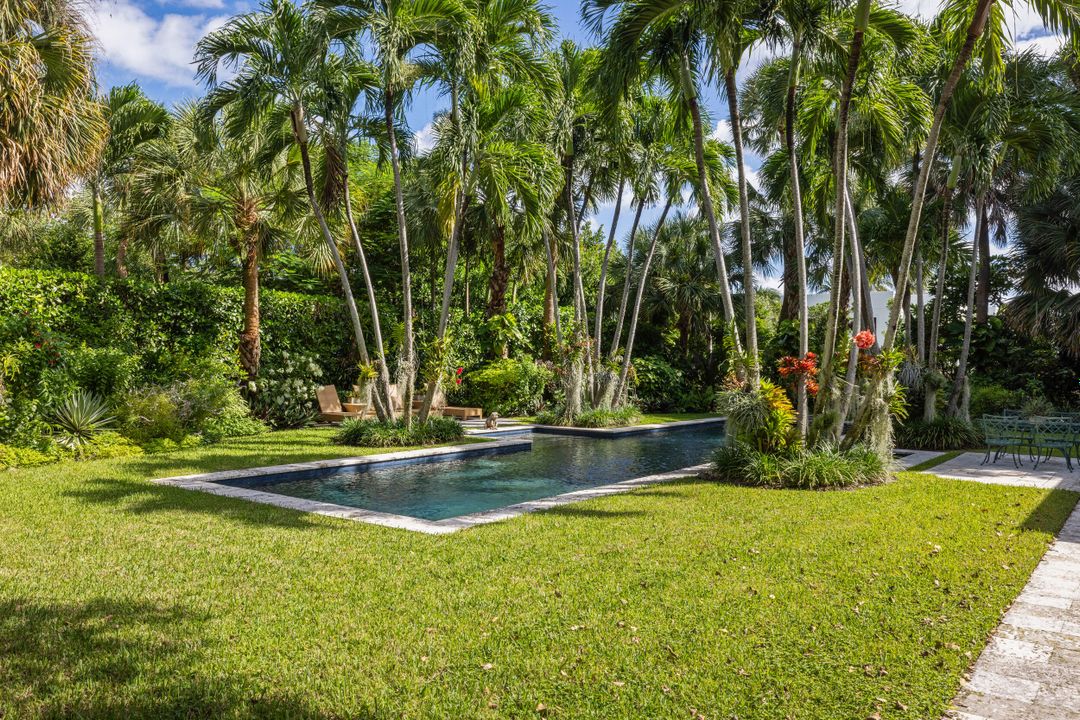 En Venta: $11,000,000 (6 camas, 4 baños, 4512 Pies cuadrados)