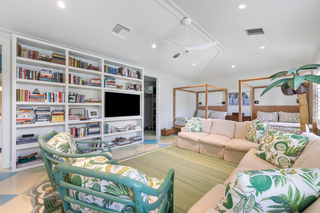 En Venta: $11,000,000 (6 camas, 4 baños, 4512 Pies cuadrados)