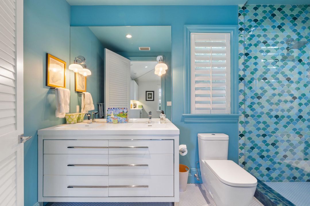 En Venta: $11,000,000 (6 camas, 4 baños, 4512 Pies cuadrados)