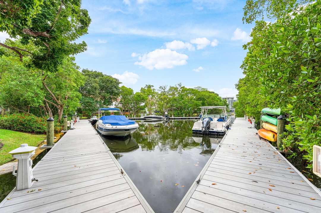 For Sale: $1,450,000 (2 beds, 2 baths, 2028 Square Feet)