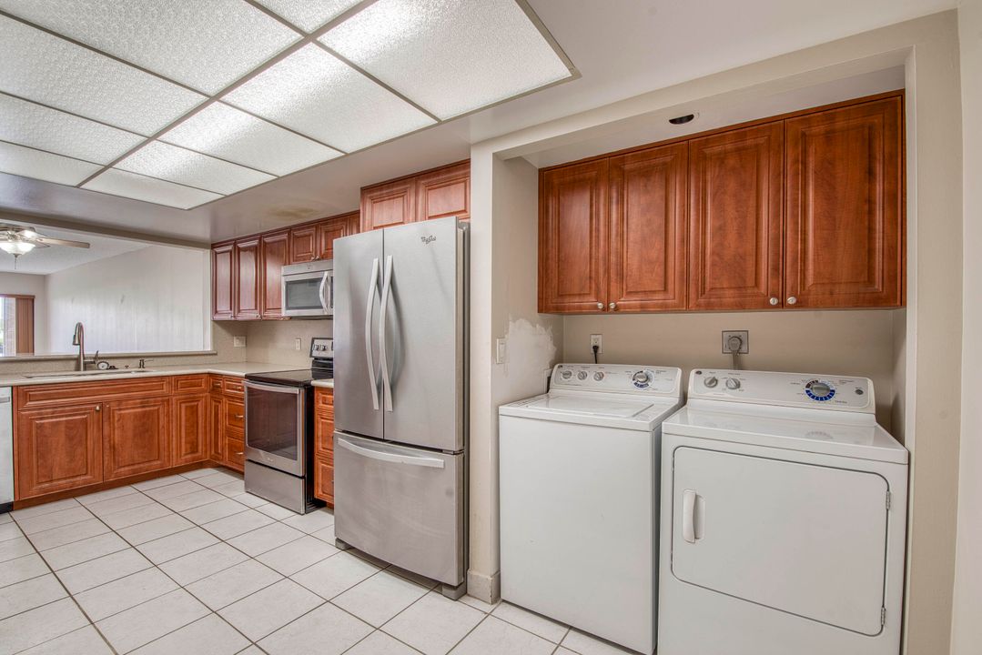 En Venta: $299,990 (2 camas, 2 baños, 1374 Pies cuadrados)