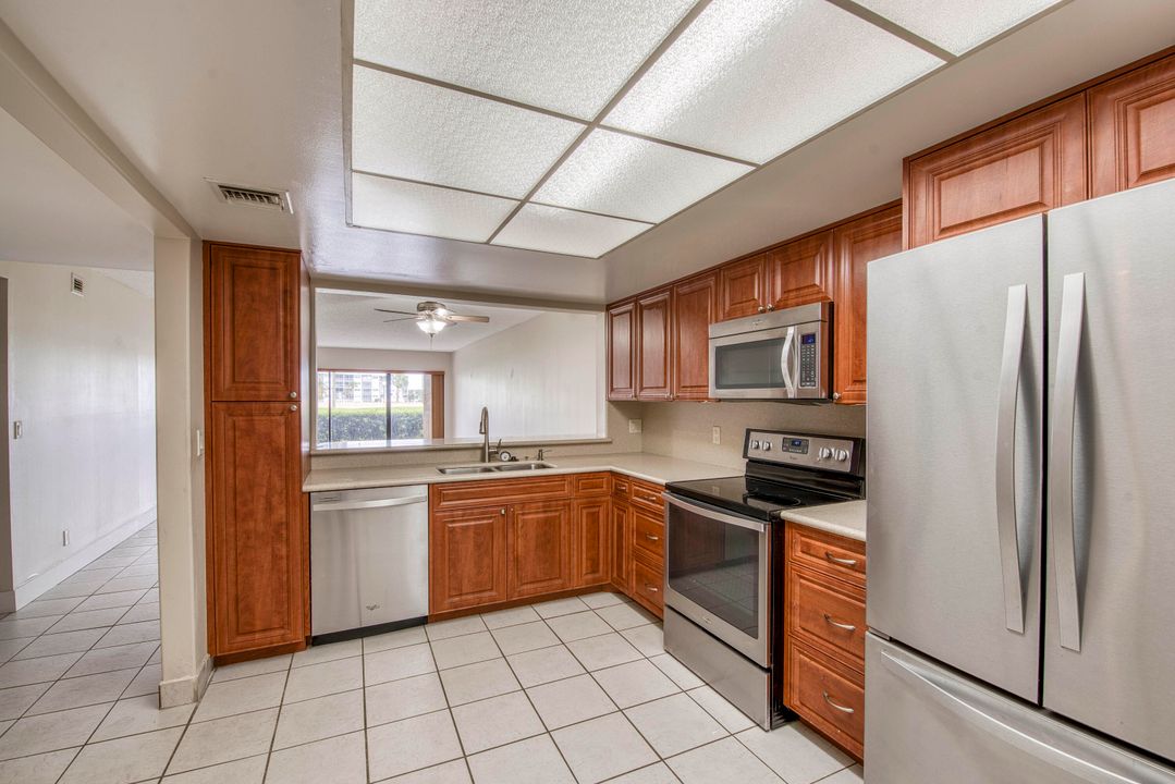 En Venta: $299,990 (2 camas, 2 baños, 1374 Pies cuadrados)