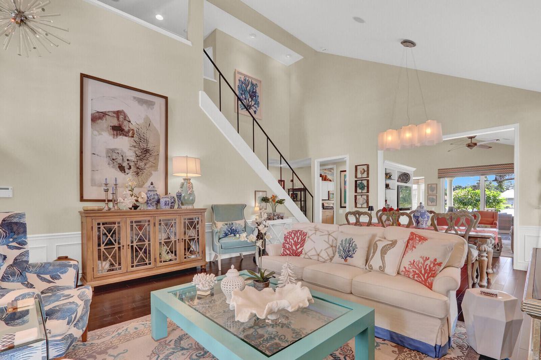 Active With Contract: $925,000 (3 beds, 2 baths, 2492 Square Feet)