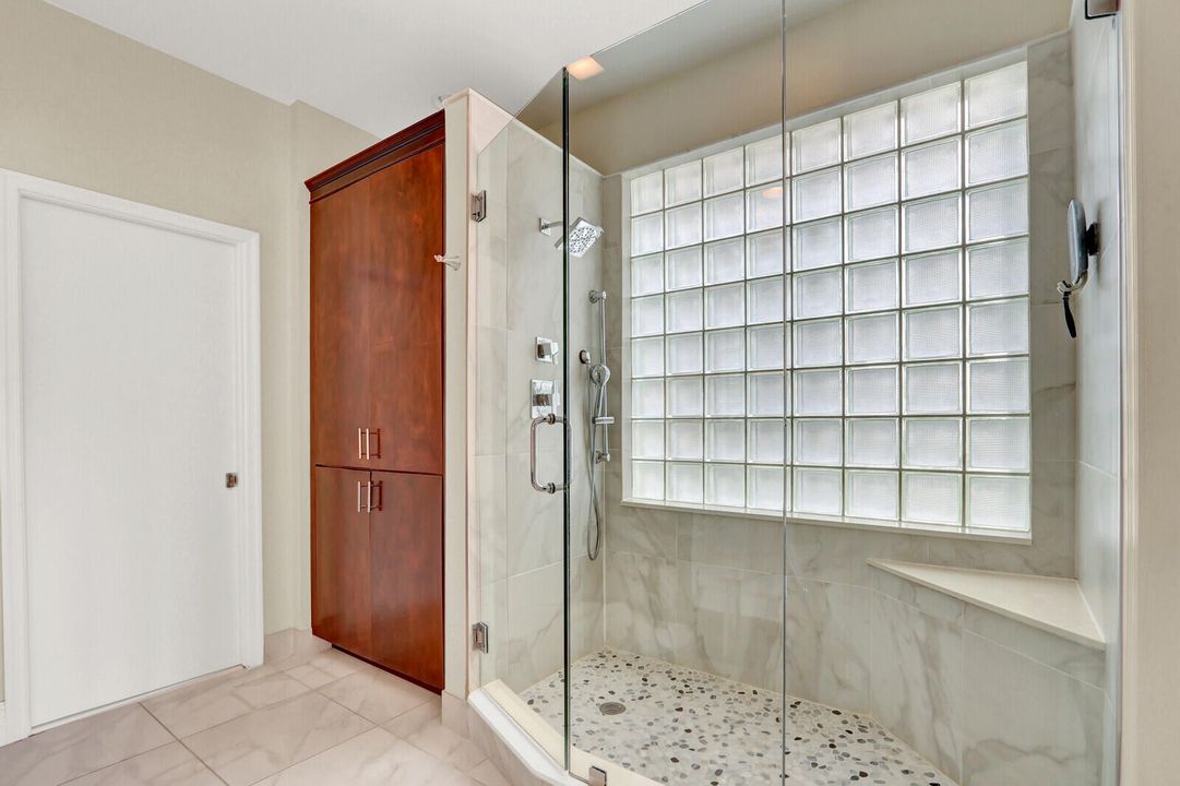 Active With Contract: $925,000 (3 beds, 2 baths, 2492 Square Feet)