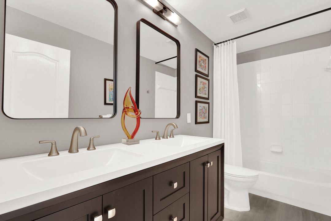 Active With Contract: $925,000 (3 beds, 2 baths, 2492 Square Feet)