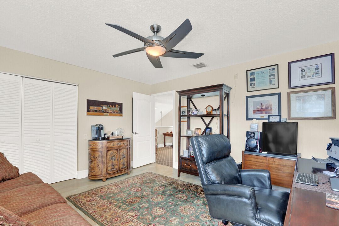 Active With Contract: $925,000 (3 beds, 2 baths, 2492 Square Feet)