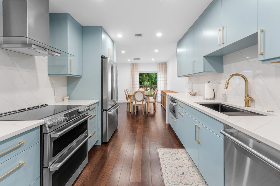 For Sale: $1,450,000 (2 beds, 2 baths, 2028 Square Feet)