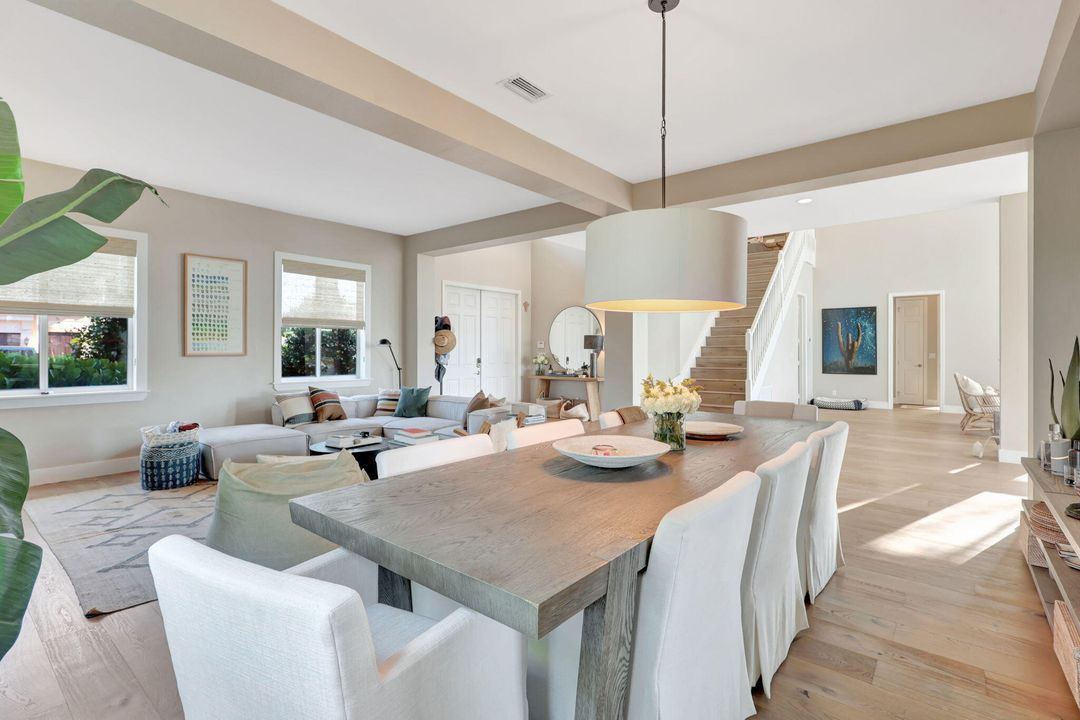 For Rent: $15,000 (6 beds, 3 baths, 4177 Square Feet)