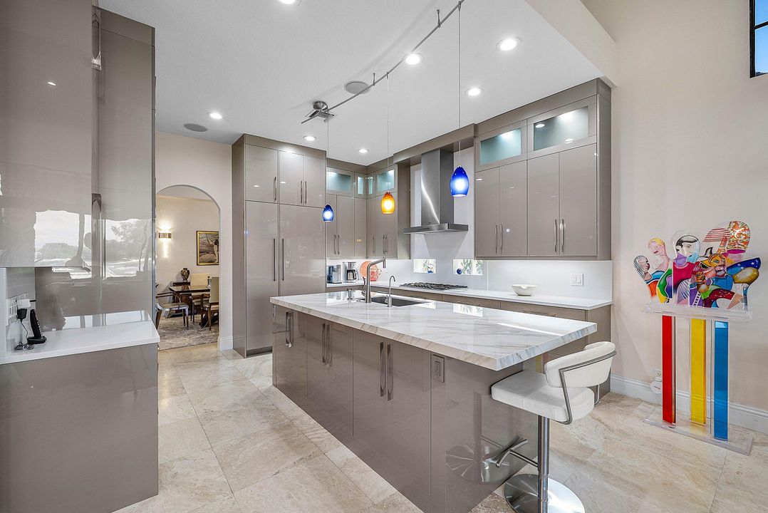 For Sale: $2,499,000 (4 beds, 4 baths, 4509 Square Feet)