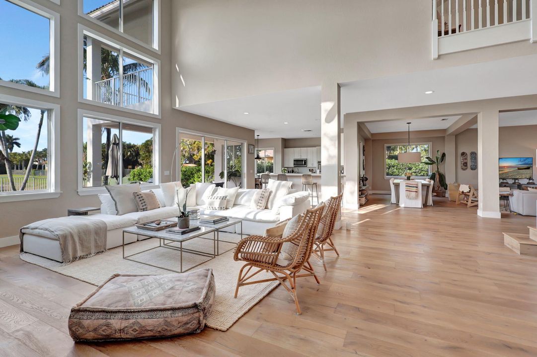 For Rent: $15,000 (6 beds, 3 baths, 4177 Square Feet)