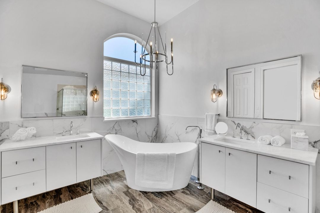 For Sale: $950,000 (3 beds, 3 baths, 3061 Square Feet)