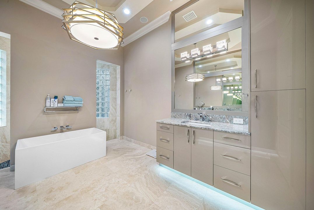 For Sale: $2,499,000 (4 beds, 4 baths, 4509 Square Feet)