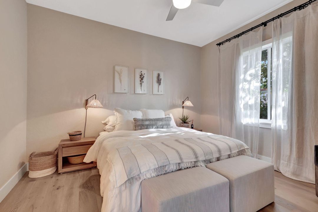 For Rent: $15,000 (6 beds, 3 baths, 4177 Square Feet)