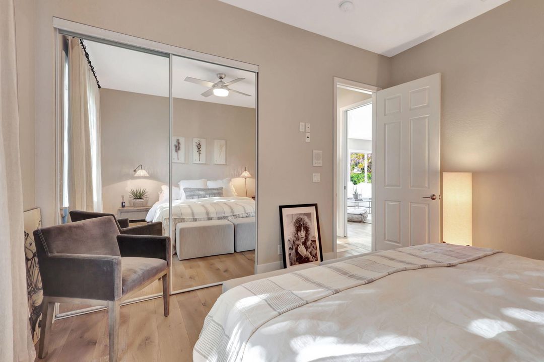 For Rent: $15,000 (6 beds, 3 baths, 4177 Square Feet)