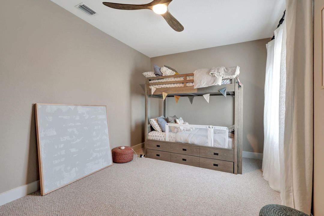 For Rent: $15,000 (6 beds, 3 baths, 4177 Square Feet)