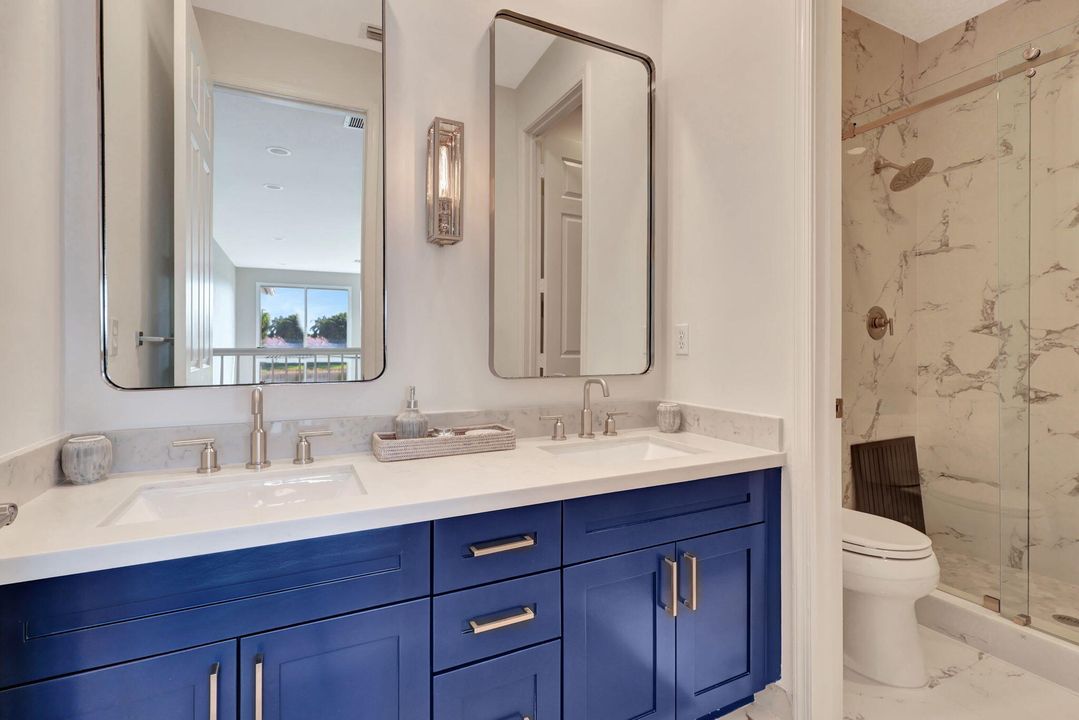 For Rent: $15,000 (6 beds, 3 baths, 4177 Square Feet)