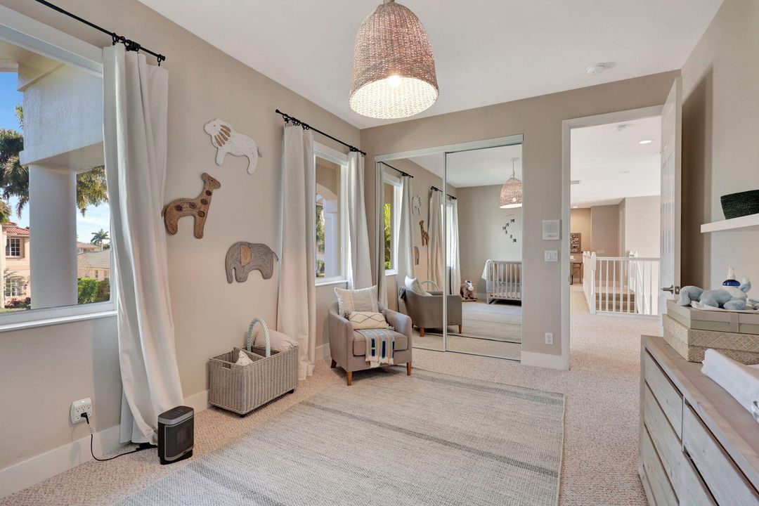 For Rent: $15,000 (6 beds, 3 baths, 4177 Square Feet)