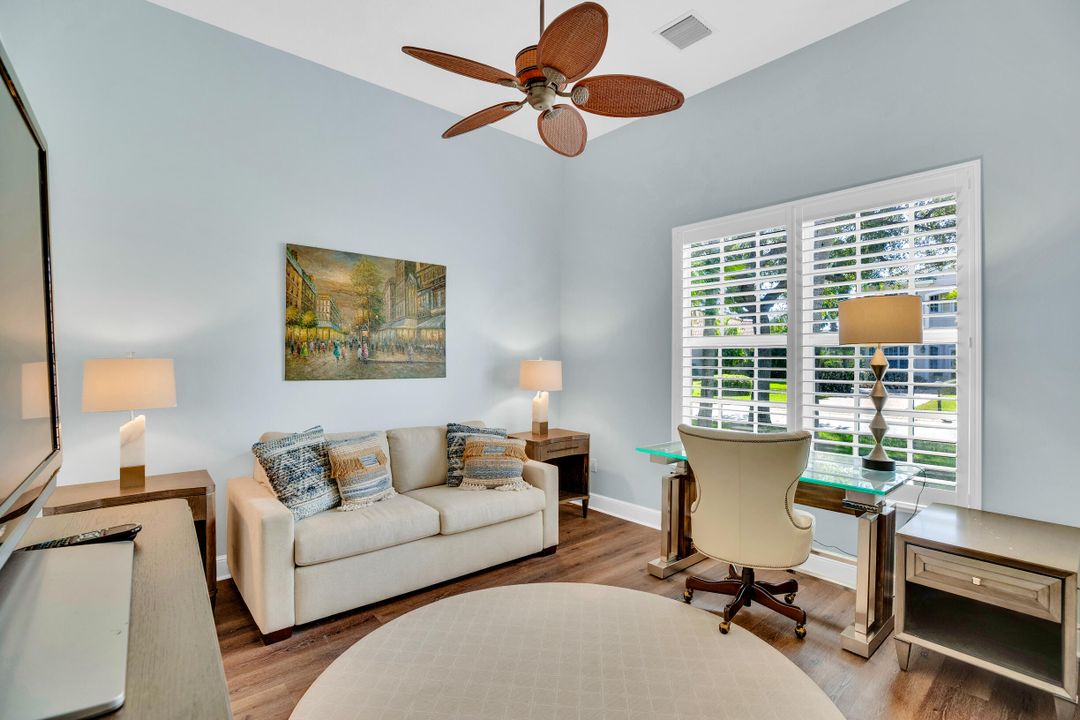 For Sale: $950,000 (3 beds, 3 baths, 3061 Square Feet)