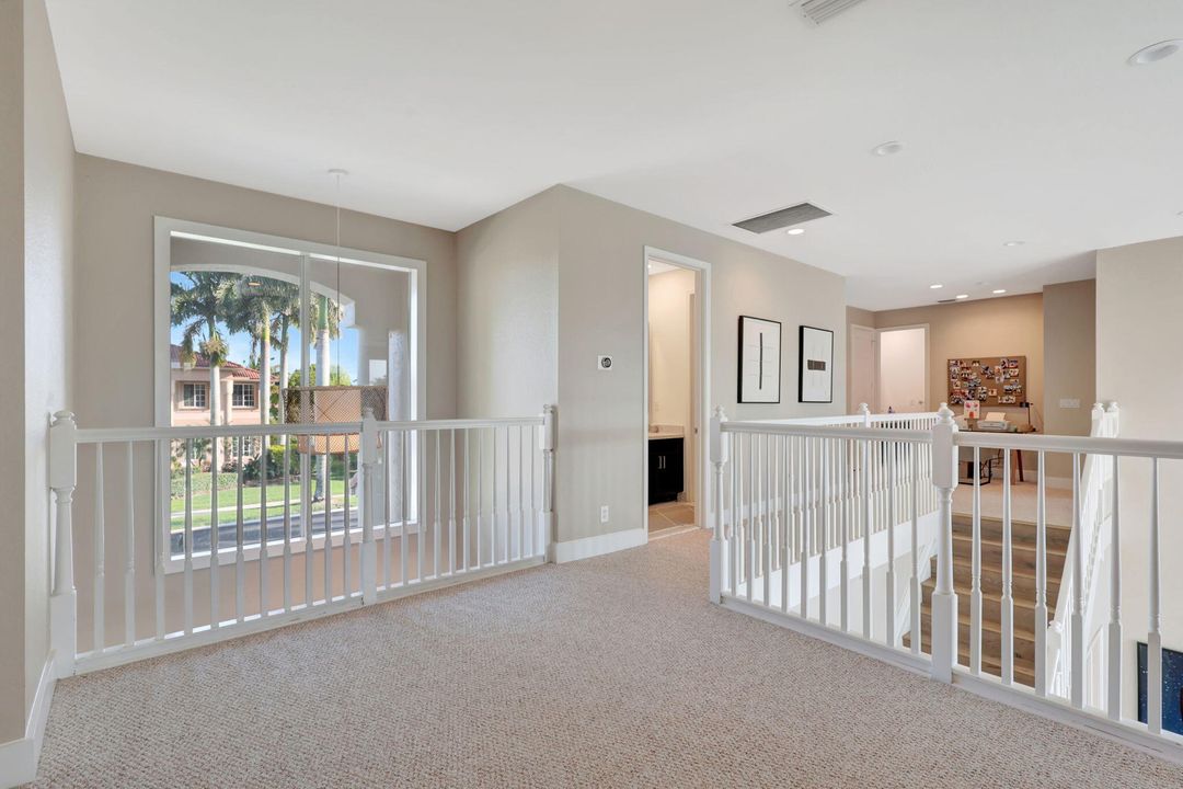 For Rent: $15,000 (6 beds, 3 baths, 4177 Square Feet)