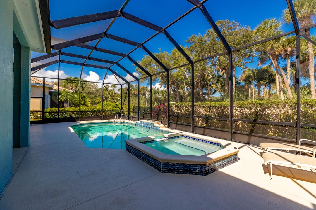 For Sale: $950,000 (3 beds, 3 baths, 3061 Square Feet)