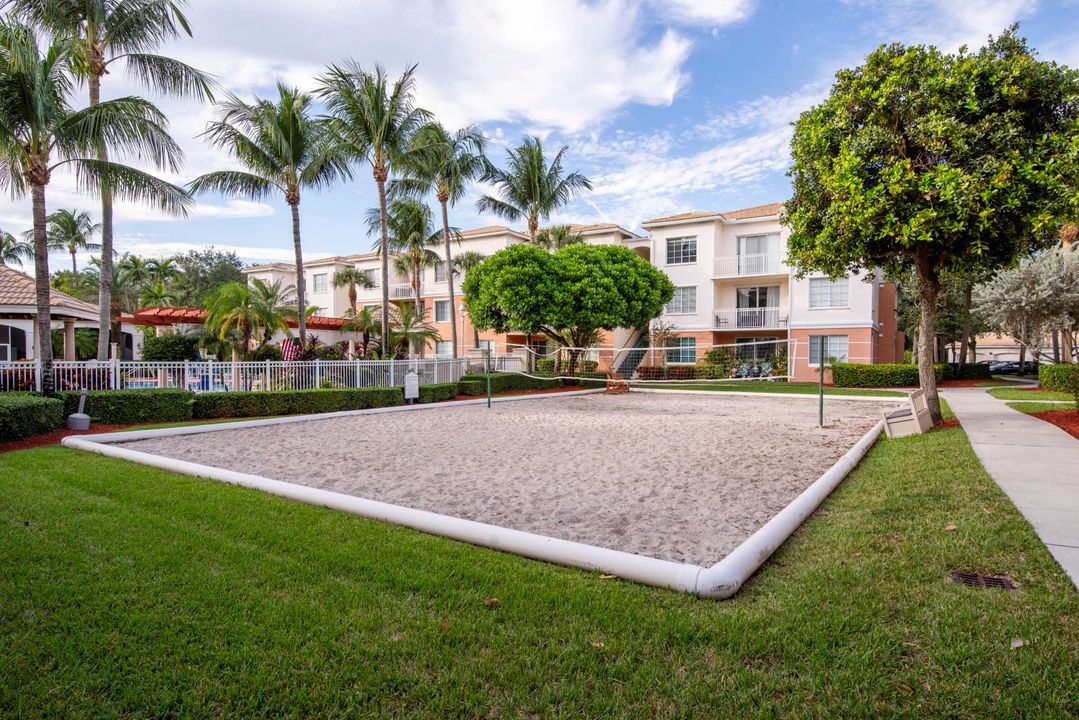 В аренду: $2,000 (1 спален, 1 ванн, 604 Квадратных фут)