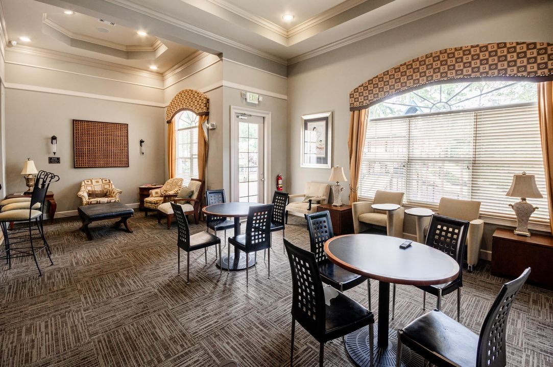 В аренду: $2,000 (1 спален, 1 ванн, 604 Квадратных фут)