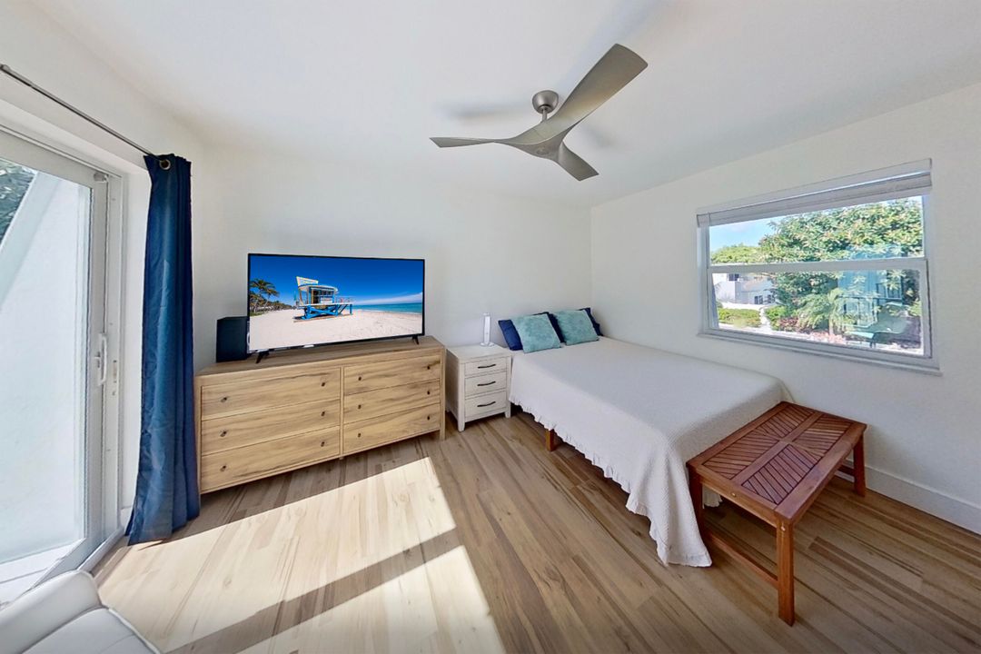 合同活跃: $499,000 (2 贝兹, 2 浴室, 1118 平方英尺)