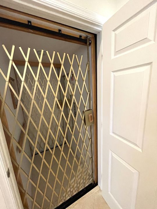 合同活跃: $3,000 (3 贝兹, 2 浴室, 1523 平方英尺)