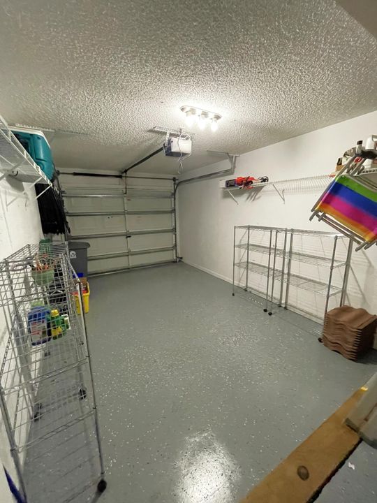 合同活跃: $3,000 (3 贝兹, 2 浴室, 1523 平方英尺)