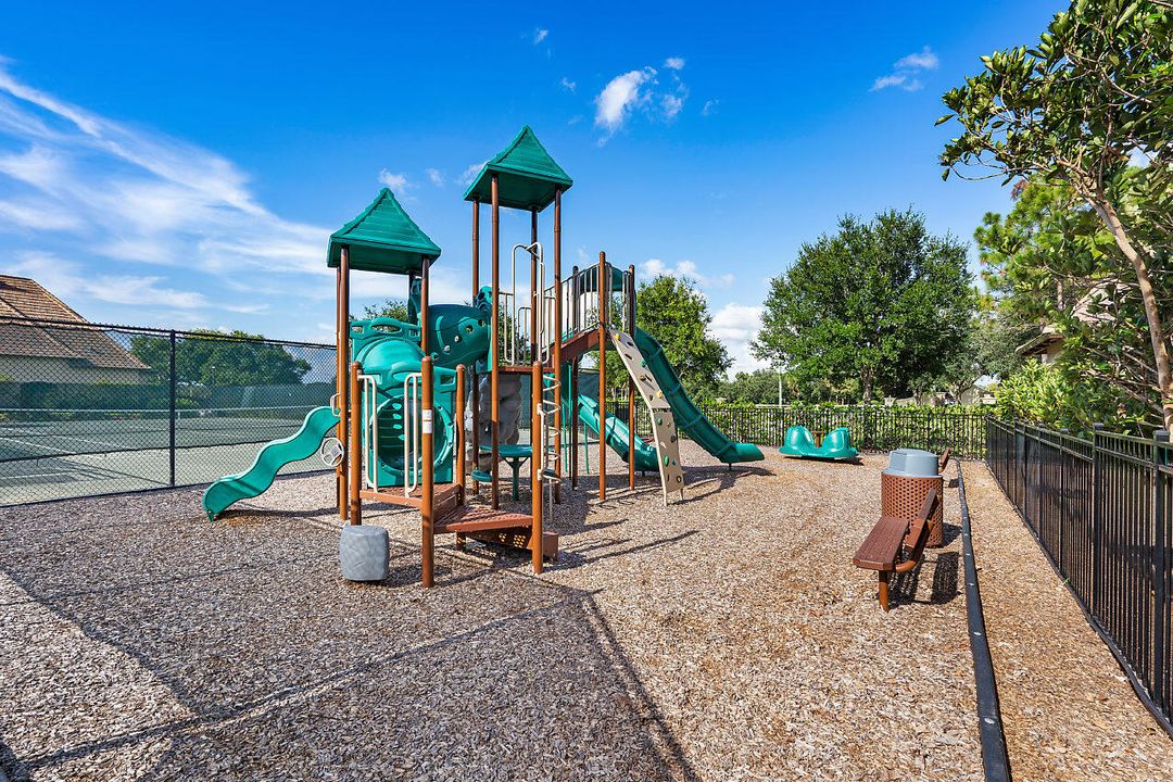 For Sale: $2,499,000 (4 beds, 4 baths, 4509 Square Feet)