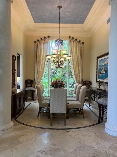 For Rent: $20,000 (3 beds, 3 baths, 3860 Square Feet)