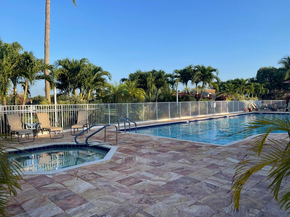 合同活跃: $3,000 (3 贝兹, 2 浴室, 1523 平方英尺)